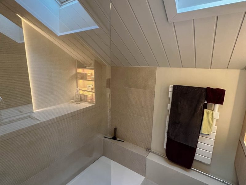 poisy-annecy-menuiserie-agencement-sur-mesure-architecte-interieur-salle-de-bain-meuble-tv-placard (7)